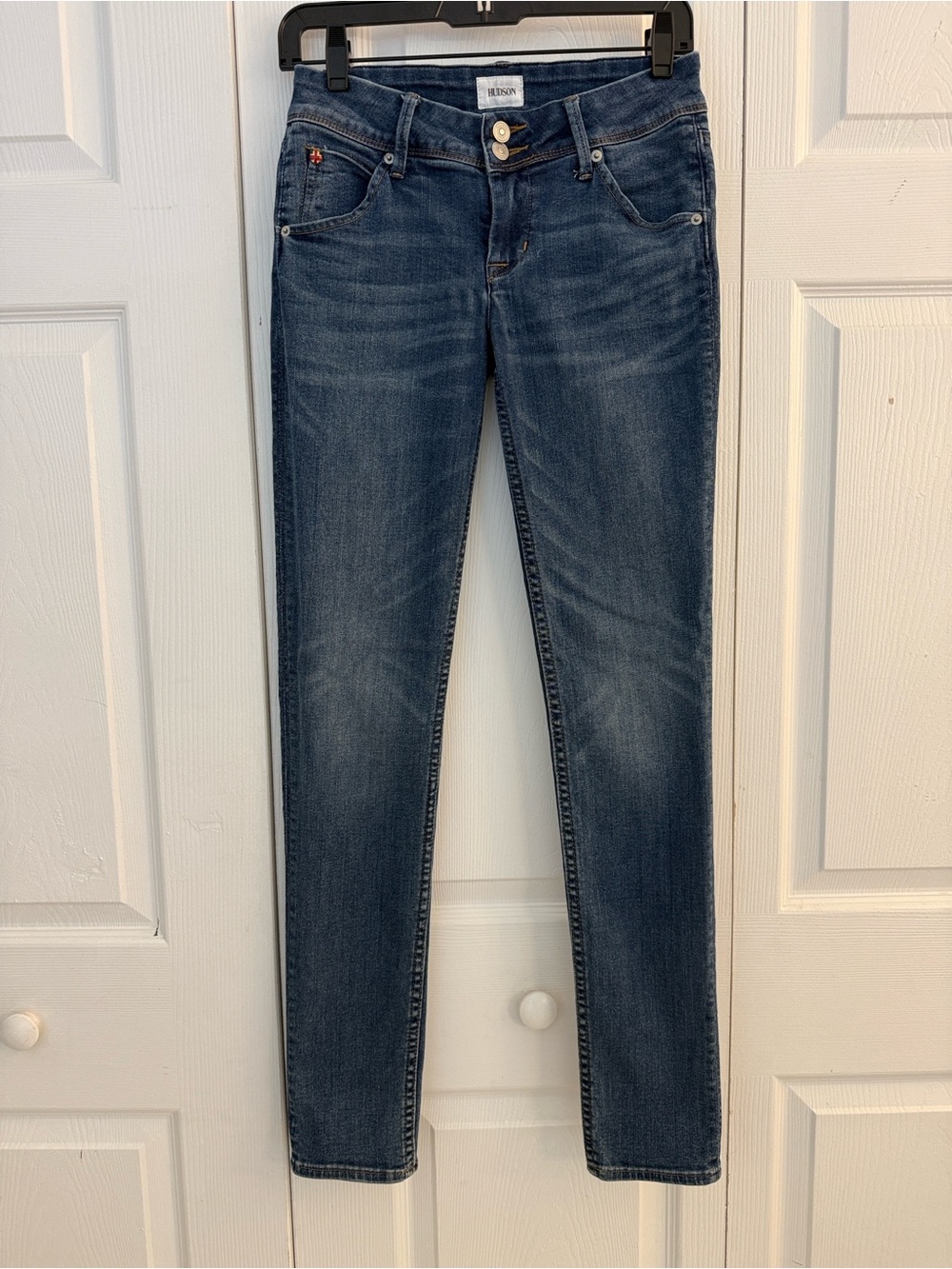 Hudson COLLIN Low Rise Skinny Jeans SIZE 26 Medium Wash Denim - Picture 3 of 15